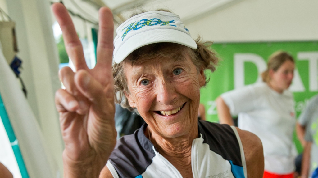 «Железная бабушка» — триатлон Ironman в 87 лет